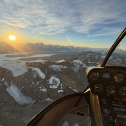 Alternative view of Sobrevuelo Cerro Castillo